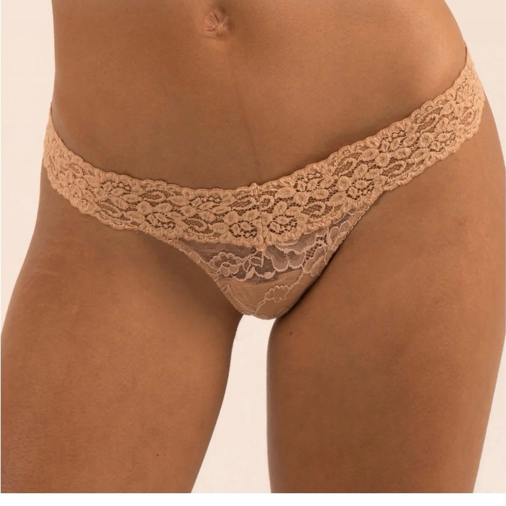 NWT Giapenta KAVALA THONG in Sand. XS - Picture 2 of 5